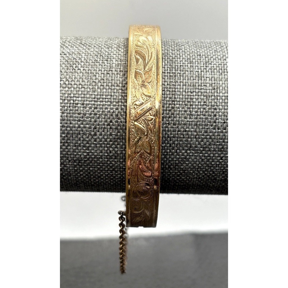VTG B&B Victorian Engraved Ivy Leaves Hinged Bangle Bracelet Safety Chain 6.5"